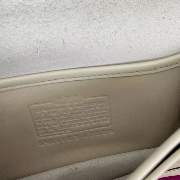 COACH Vintage Dinky Pouch Sling Back Off White/Ivory Crossbody Bag Rare - Picture 7 of 16